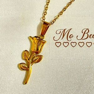 Rose Necklace